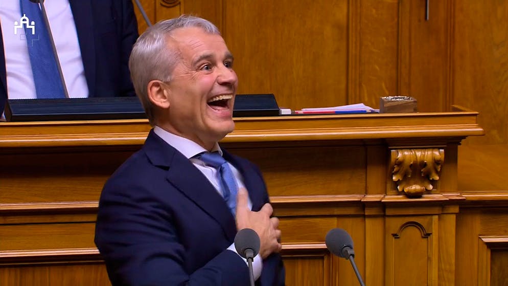 Neuer Bundesrat von Töchtern überrascht. So rührend bedankt sich Beat Jans bei Frau und Kindern