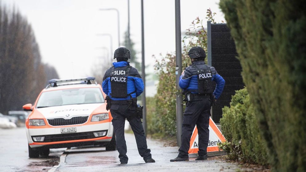 Indagini in corso. Duplice omicidio a Sion, il presunto autore ha confessato