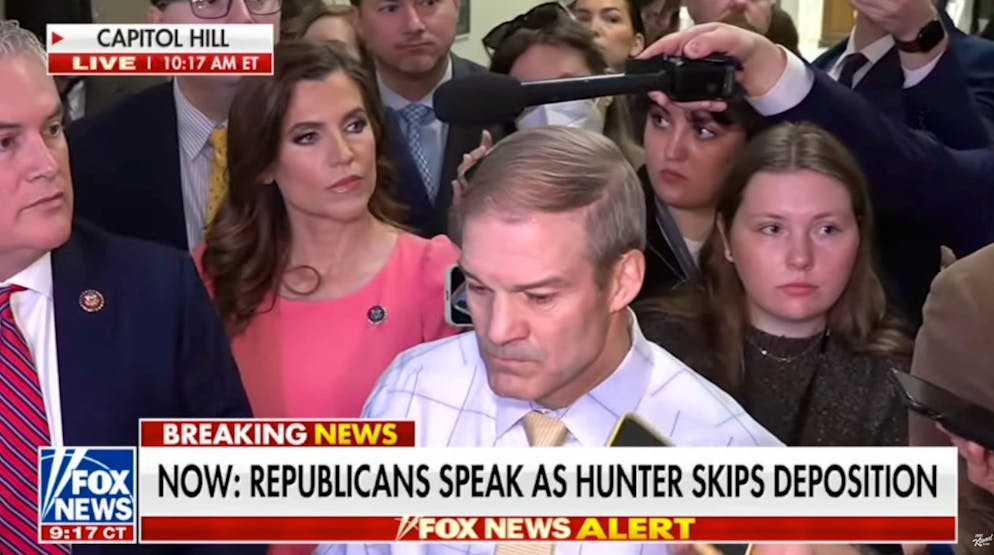 Jim Jordan, al centro della foto.