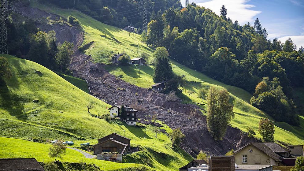 Alla fine di agosto, due frane cadute a Schwanden hanno distrutto completamente una mezza dozzina di edifici. (Immagine d'archivio)