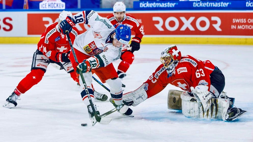 Leonardo Genoni et la Suisse se sont inclinés 3-2 ap contre la Tchéquie.