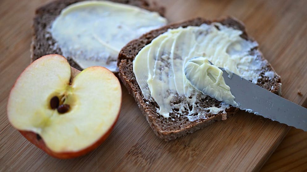 Trotz des aktuellen Rückgangs spüren die Konsumenten nach wie vor etwa die Preissteigerungen bei Nahrungsmitteln in letzter Zeit. (Archivbild)
