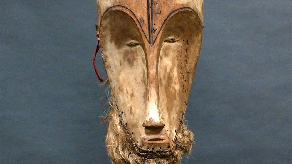 Rückabwicklung abgewiesen. Rentnerpaar verkauft Maske für 140 Franken — Trödelhändler kassiert 4 Millionen