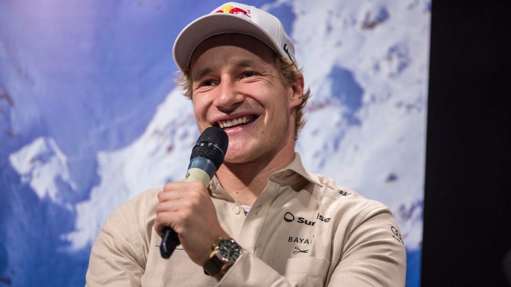 Marco Odermatt, a suo agio con il microfono in mano