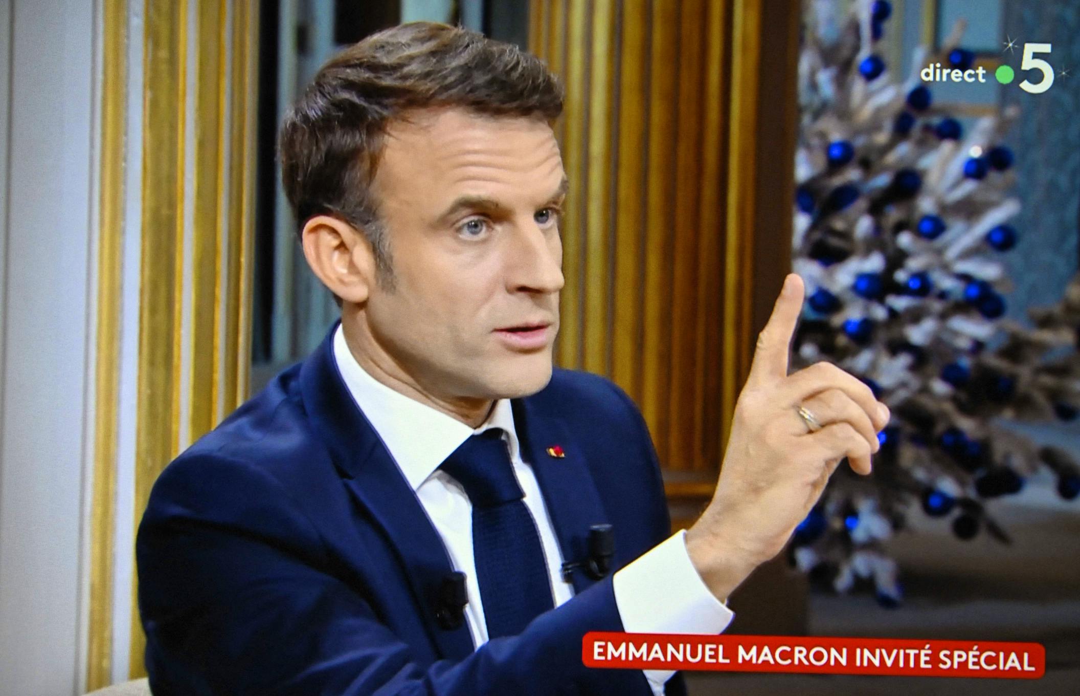 Macron: «Il Y A évidemment Des Plans B Et C En Cas De Menace ...