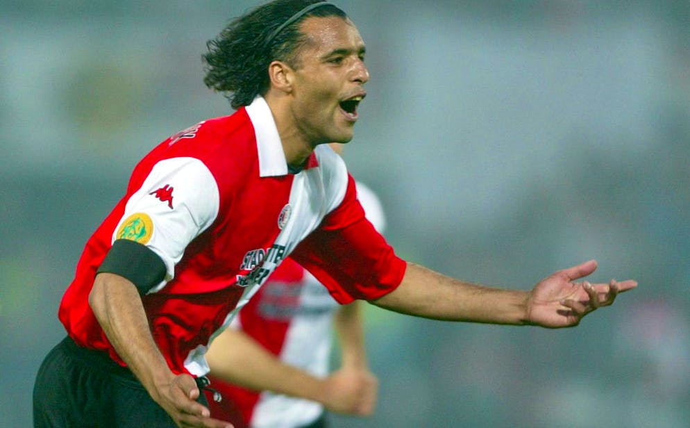 Pierre Van Hooijdonk, stella del Feyenord all'inizio del millennio