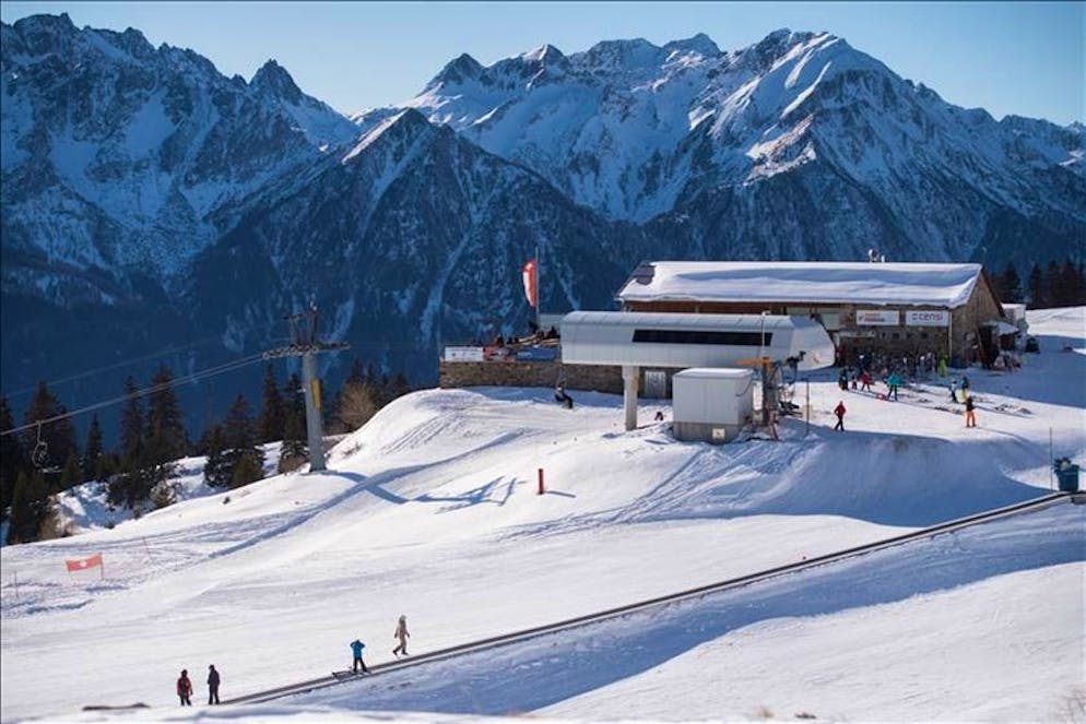 È successo alla stazione intermedia dell'impianto di risalita di Carì.