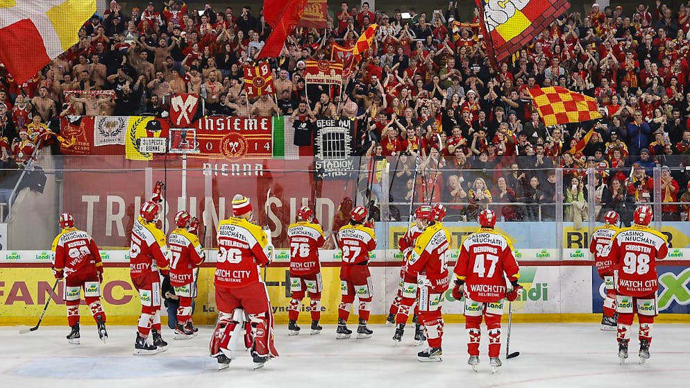Ambri-Piotta nähert sich Spengler-Cup-Form an - Gallery. Im Seeland wird der 4:1-Sieg gegen Zug und der Aufstieg auf Platz 10 in der Tabelle ausgiebig gefeiert. Zug verlor vorher auswärts fast nie.