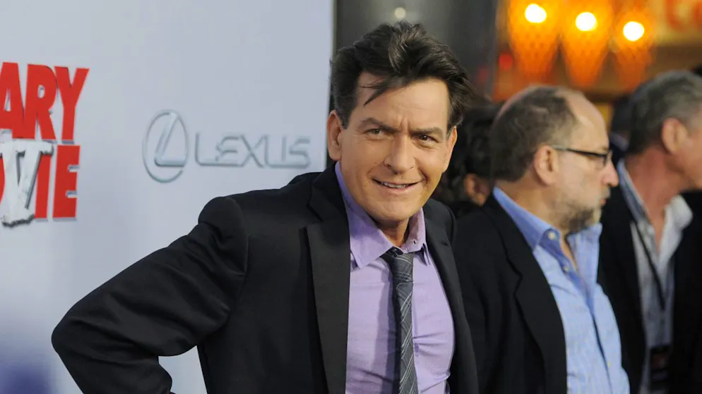 Charlie Sheen ha vissuto alcuni brutti momenti nella sua residenza californiana.
