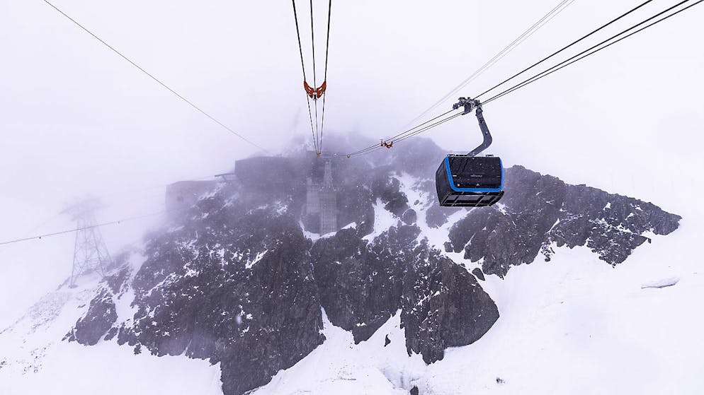 La funivia Matterhorn Glacier Ride II, che collega Zermatt a Cervinia fa parte del progetto Matterhorn Alpine Crossing, che unisce la Svizzera all'Italia. (Foto archivio)