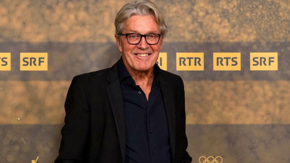 Bernhard Russi da alcuni consigli a Odermatt.