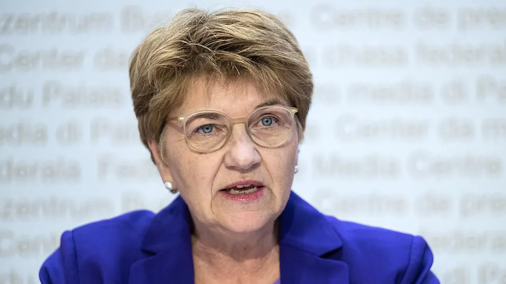 Viola Amherd è pronta ad affrontare le sfide che porterà il 2024.