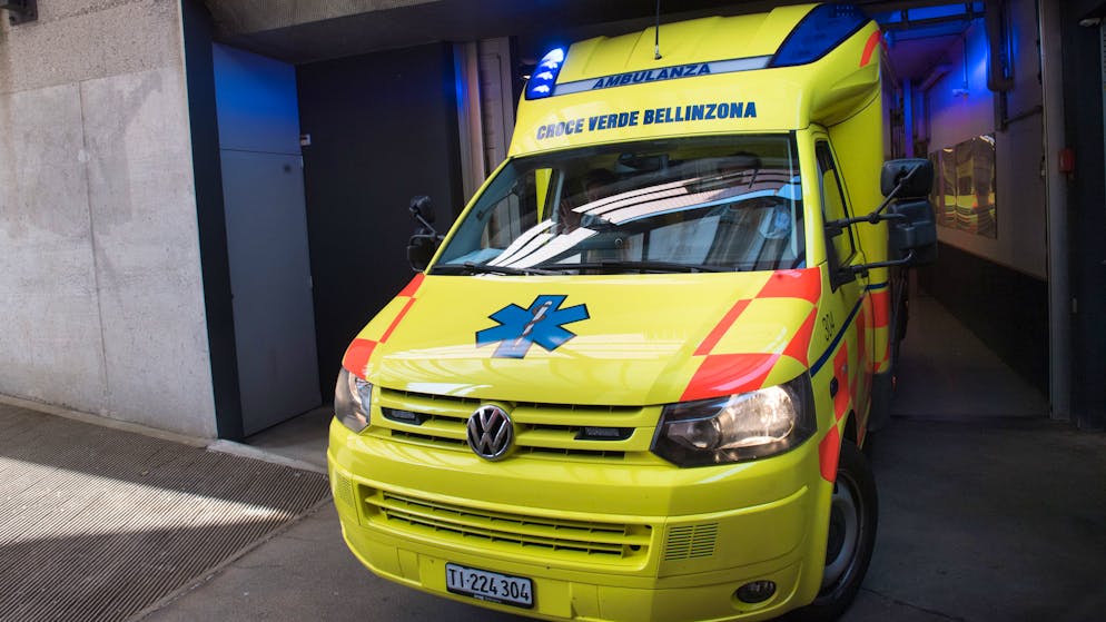 Incidente. Cade dalla bicicletta a Giubiasco, gravi ferite per un uomo