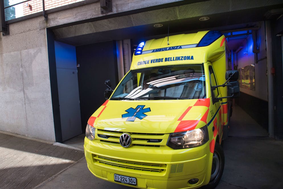 L'uomo è stato soccorso dala Croce Verde Bellinzona (immagine illustrativa).