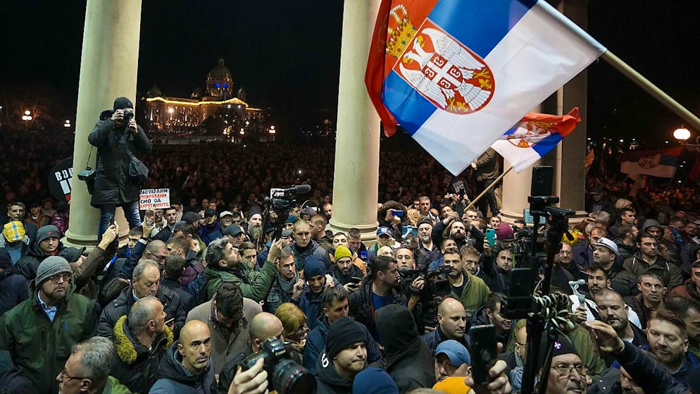 Elezioni 17 dicembre. Oppositori di nuovo in piazza a Belgrado contro i brogli