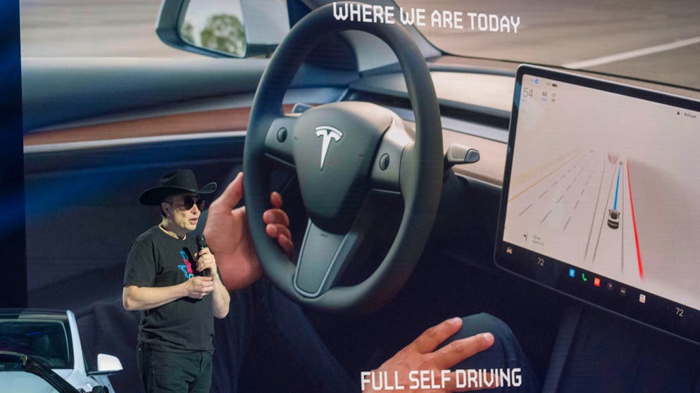 Der Autopilot von Tesla lässt sich manipulieren.