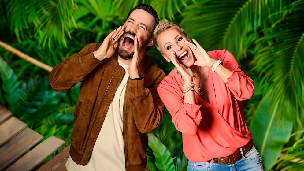 Dschungelcamp 2024: Diese Promis sind dabei und das nehmen sie mit. Moderieren das Dschungelcamp 2024: Sonja Zietlow und Jan Köppen.