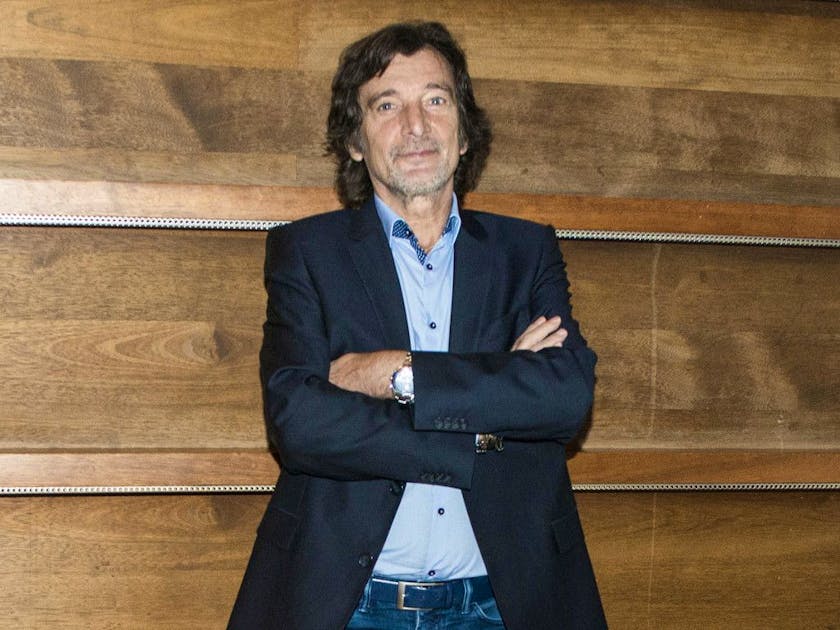 Claudio Cecchetto chiamato «fesso» da Linus, lui replica: «Era un mio  dipendente»