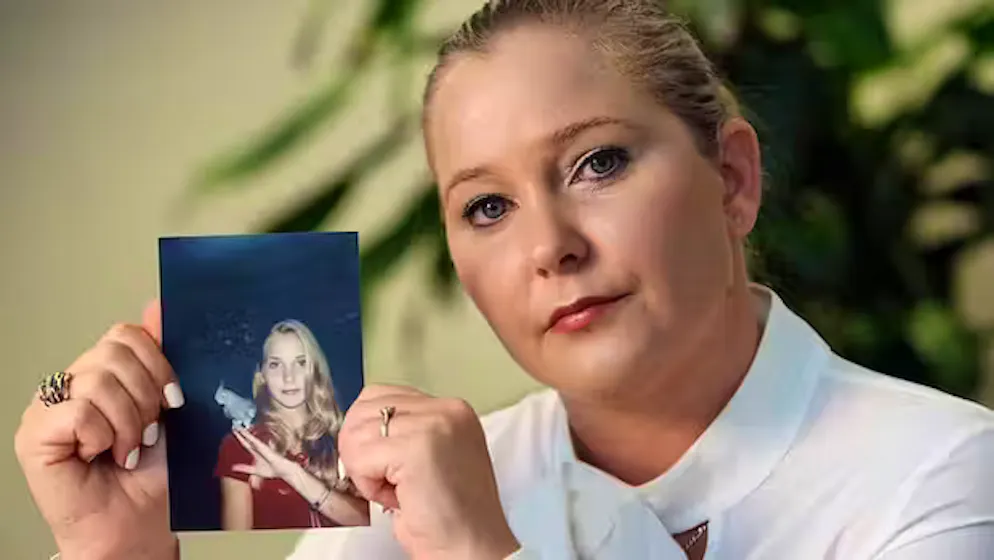 Nouveaux documents. On lui a offert 15'000 dollars pour coucher avec le prince Andrew