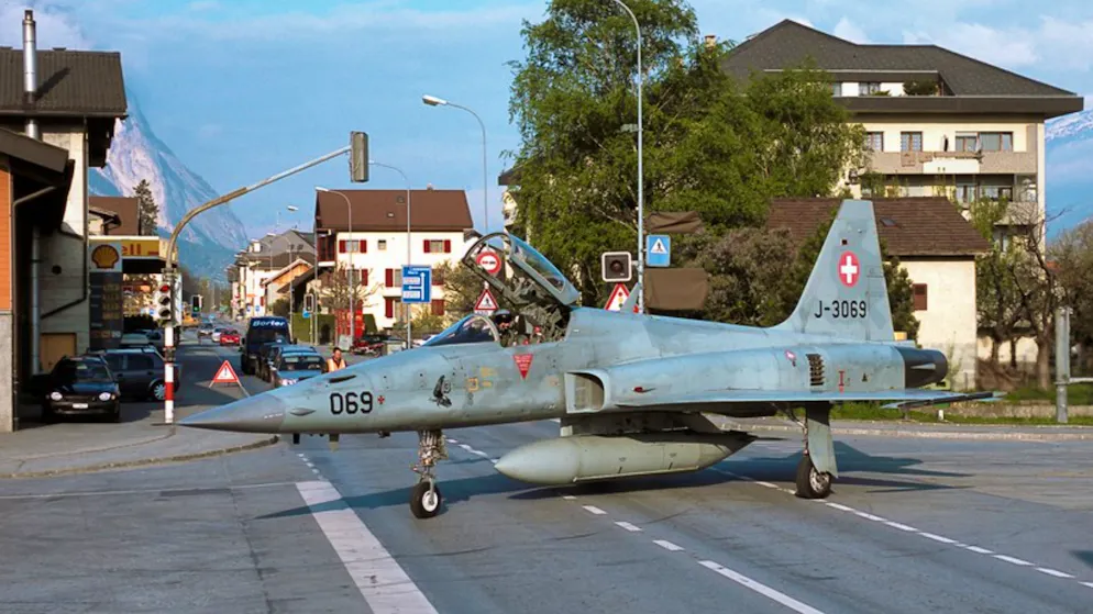 Lehre der Geschichte. Darum brauchen wir Kampfjets auf Schweizer Strassen
