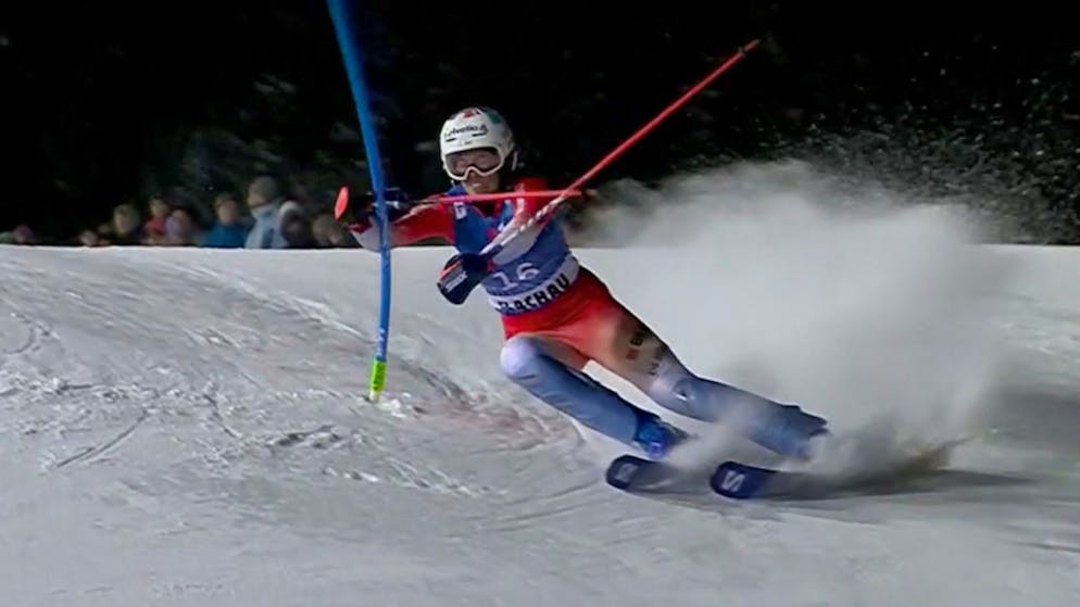 Michelle Jessen's right ski pole slips out of her hand.
