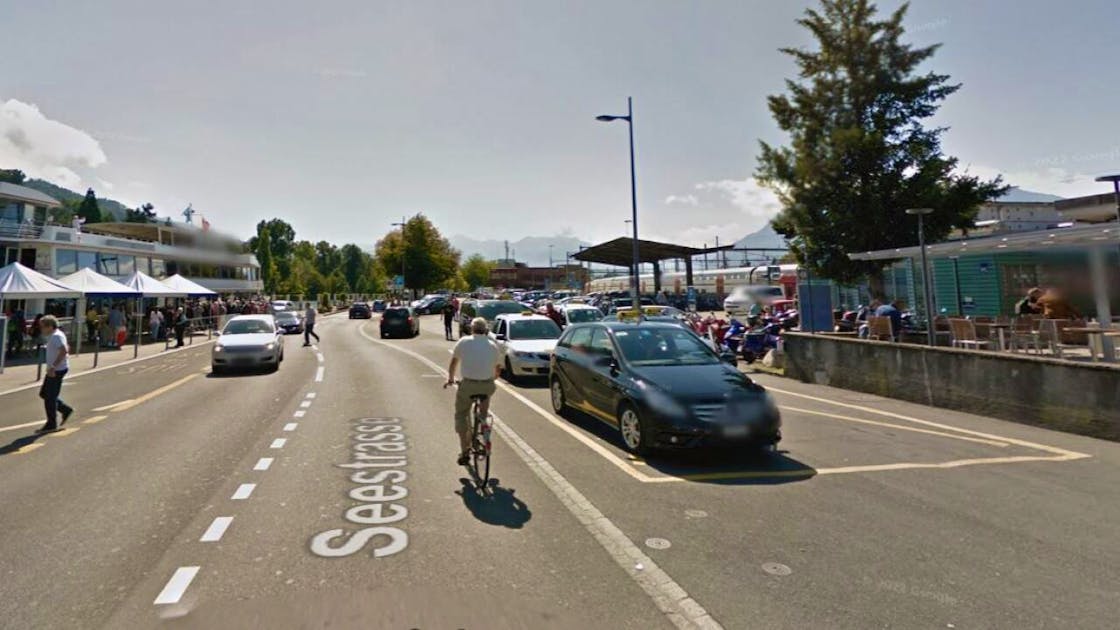 Verkehrsunfall: Fussgängerin nach Unfall in Thun verstorben | blue News