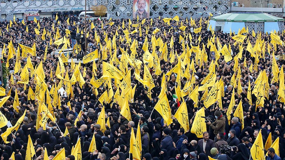 Iran. Parigi rompe gli indugi sui pasdaran, cresce la pressione dell'UE su Teheran