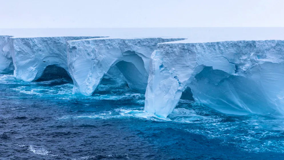 Grösster Eisberg der Welt. Fotos zeigen dramatische Eisschmelze