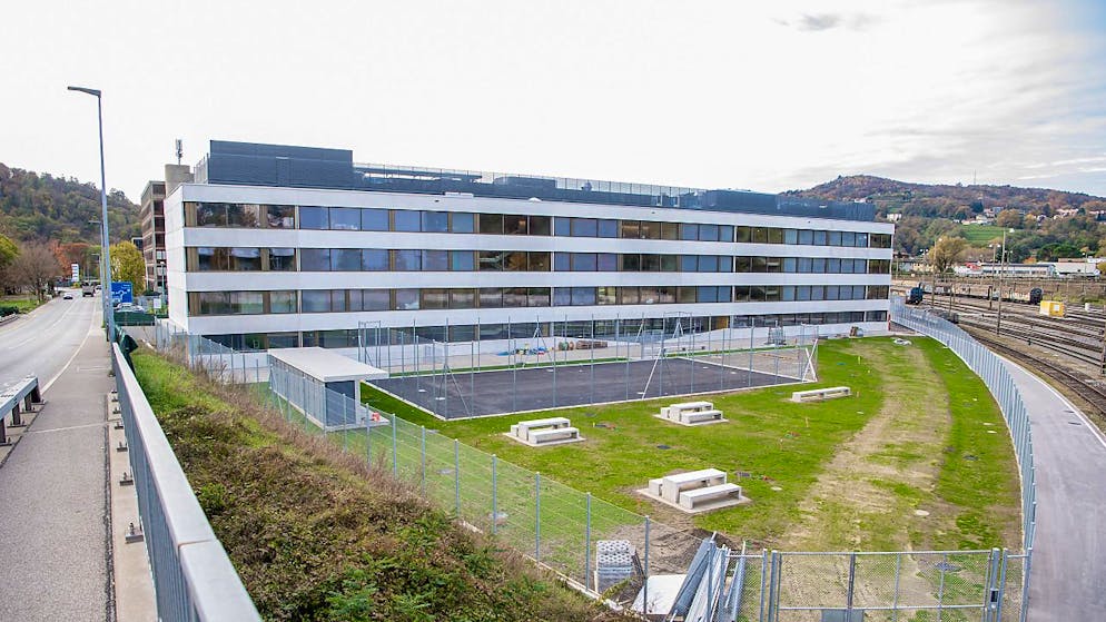 Il centro per richiedenti asilo di Pasture a Balerna.