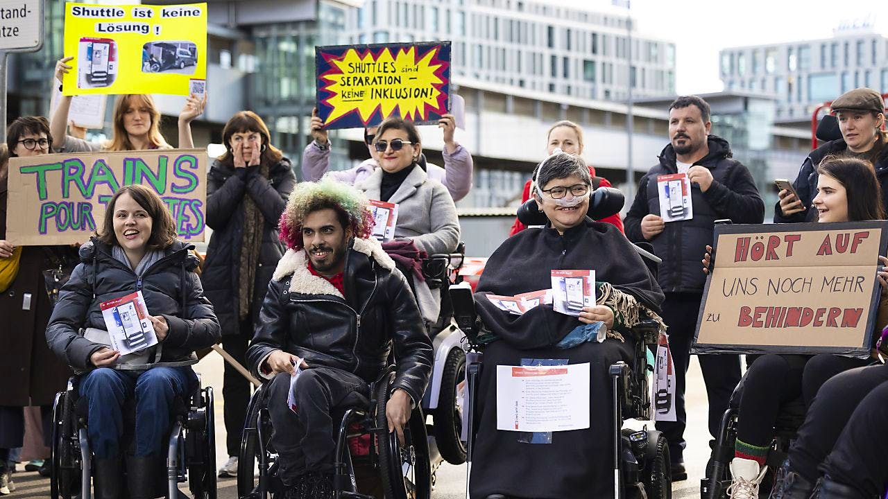 Gleichstellung. Petition für hindernisfreien Zugang zu öffentlichem Verkehr