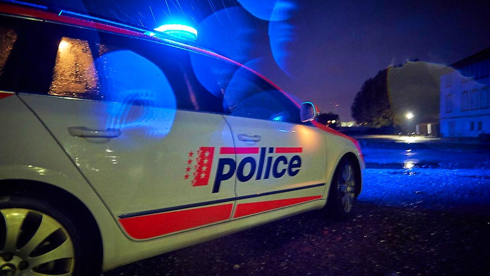 Die Polizei setzte ihre Waffe ein. (Symbolbild)