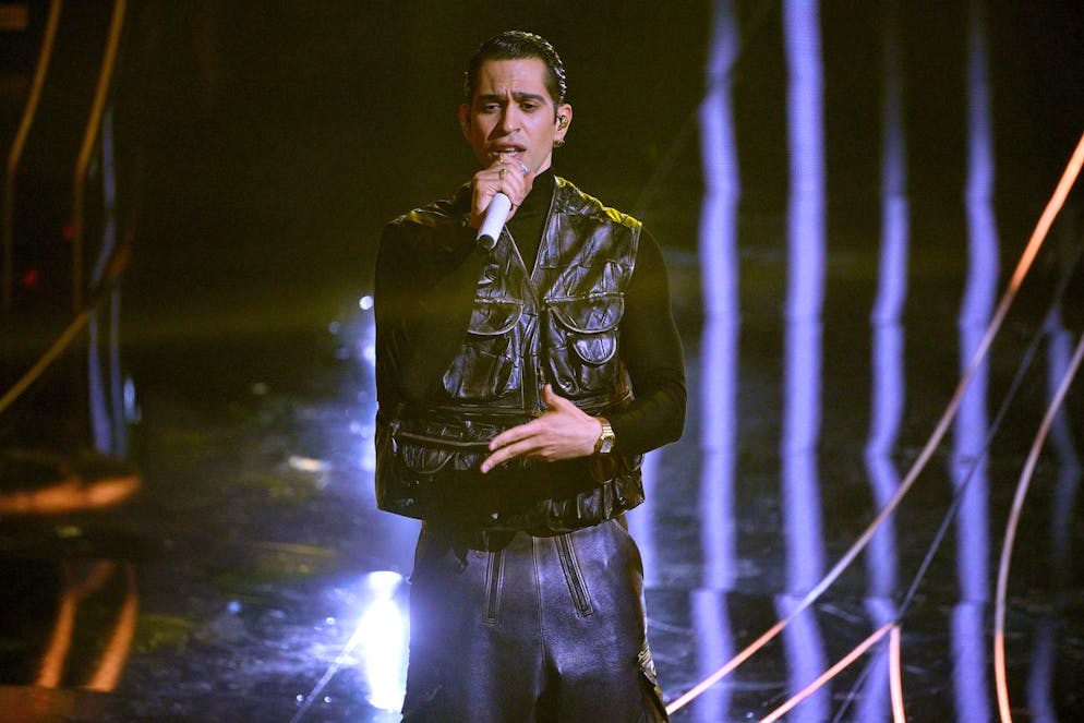 Prima serata del Festival di Sanremo 2023. .... al quinto Mahmood. Tutti gli altri potete pensarli al sesto posto, ha detto Amadeus alle due di mattina, quando è stata presentata la classifica.  