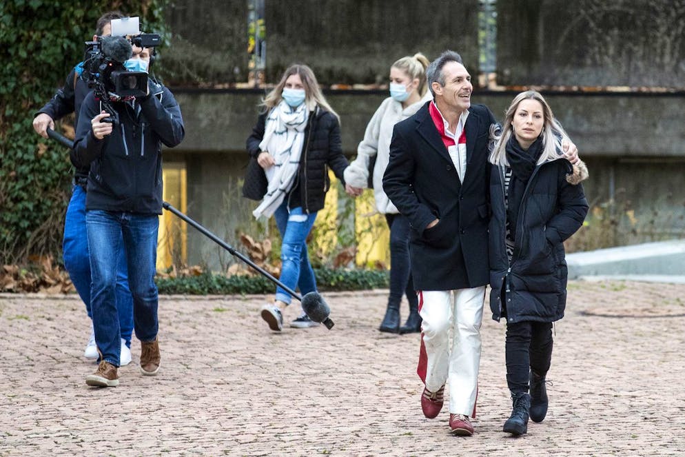 È morto Freddy Nock. Nock si presenta con la figlia all'Alta Corte argoviese la sua deposizione, registrata martedì 3 novembre 2020, ad Aarau