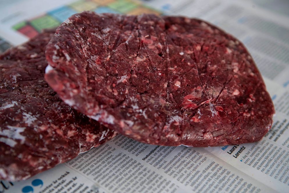 Dieses Fleisch lassen sich die Sundströms nun schmecken. 