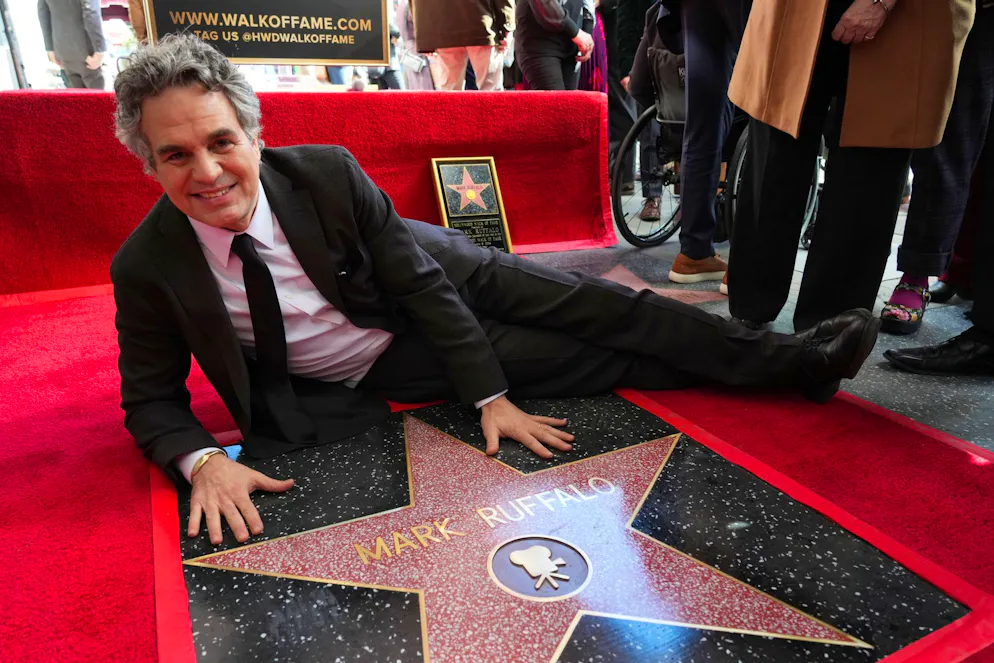 Oscar-Verleihung: So oft sind diese Stars leer ausgegangen. Schauspieler Mark Ruffalo wurde mit einer Sternenplakette geehrt, für einen Oscar hat es allerdings noch nicht gereicht.