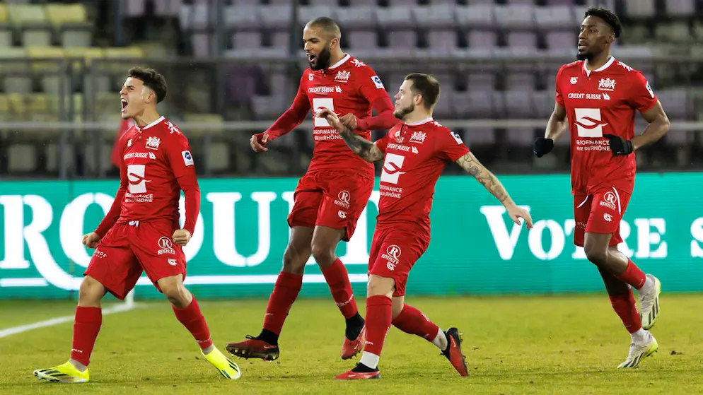 Challenge League. Le SLO freine la marche en avant de l'Etoile Carouge à la... 94e !