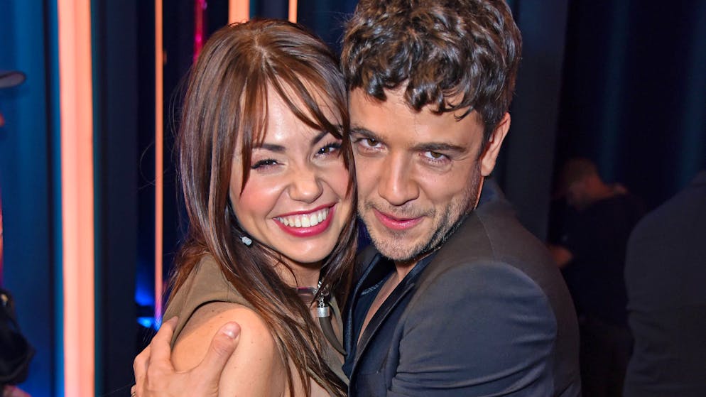 «Wir wachsen». Christina Hänni veröffentlicht Babybauch-Fotos – trotz Kritik