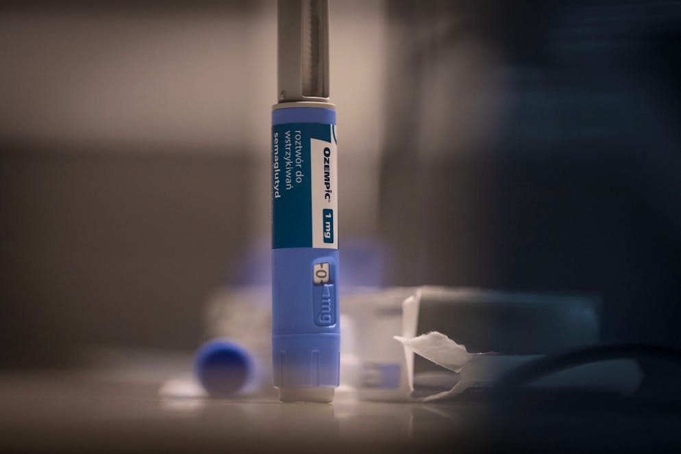 Gli antidiabetici - come Ozempic e Wegovy - promettono a molte persone in sovrappeso di dimagrire e sono quindi molto richiesti.