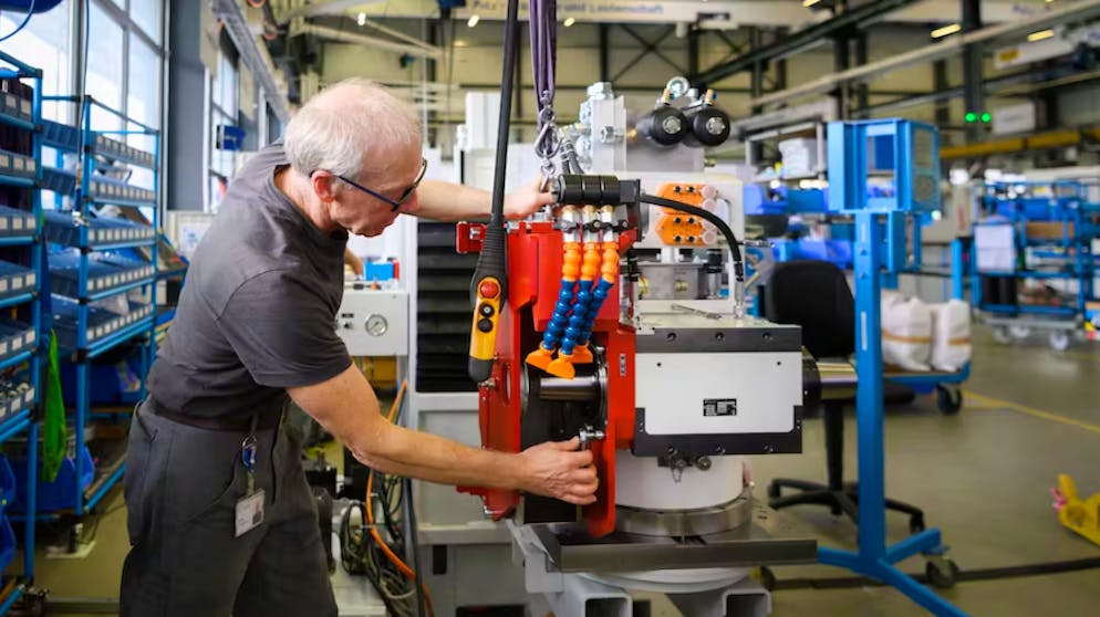 Sondage blue News. La 2ème question sur laquelle le peuple devra se prononcer: faut-il relever l'âge de la retraite à 66 ans?