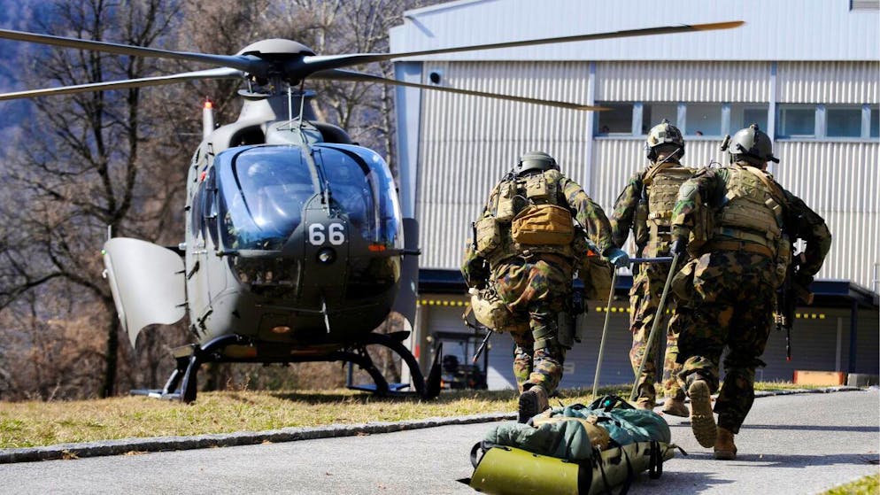 Politica. Esercito svizzero, l'obbligo vaccinale per gli impieghi all'estero non si tocca