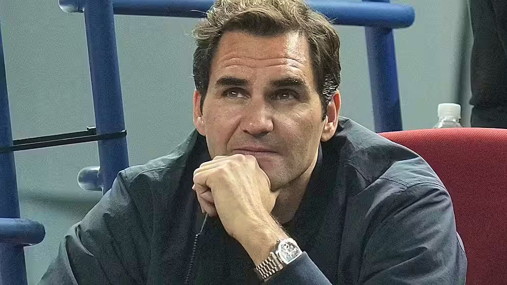 «Une avidité inhabituelle». Les Français critiquent un Federer «à côté de ses baskets»