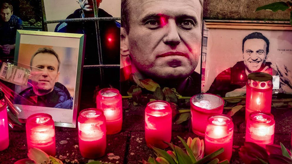 Mistero sempre più fitto. Per Mosca quella di Navalny è una «morte improvvisa», il suo corpo è però sparito