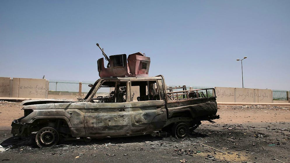 La guerre lancée le 15 avril entre le chef de l'armée, le général Abdel Fattah al-Burhane et son ex-adjoint, le général Mohamed Hamdane Daglo, patron des très redoutés paramilitaires des Forces de soutien rapide (FSR), a provoqué le déplacement de plus de 6 millions de personnes.