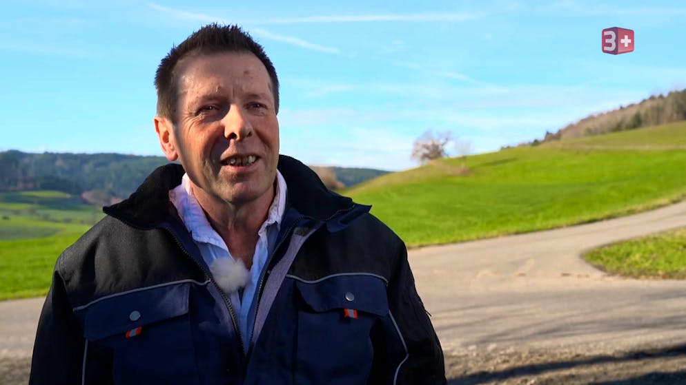 Die neue Single-Kandidat*innen von «Bauer, ledig, sucht». Othmar (61) aus dem Kanton Luzern: Der aufgestellte Othmar geht immer optimistisch und mit Zuversicht durchs Leben. Er beschreibt sich als, offen, ehrlich, bedacht – und als grossen Romantiker. Wenn der Hof es zulässt, geht er E-Bike fahren. 