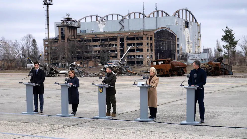 Guerra. A Kiev il G7 sostiene la formula di pace di Zelensky