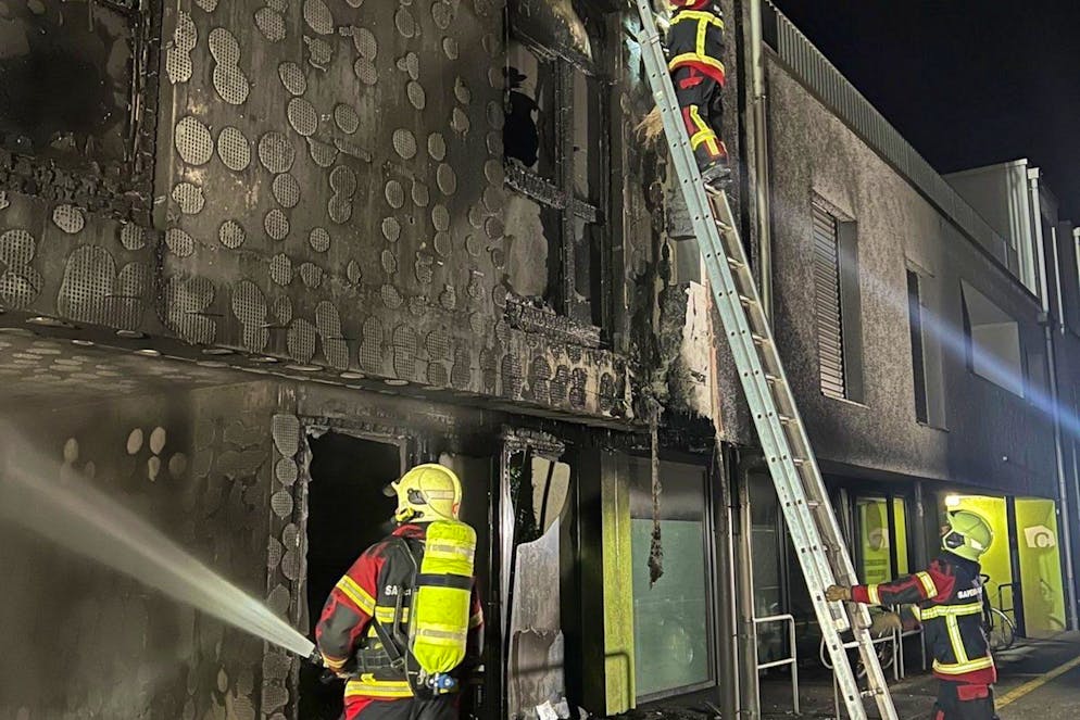 Au total, 52 habitants et plusieurs animaux de compagnie ont été évacués.