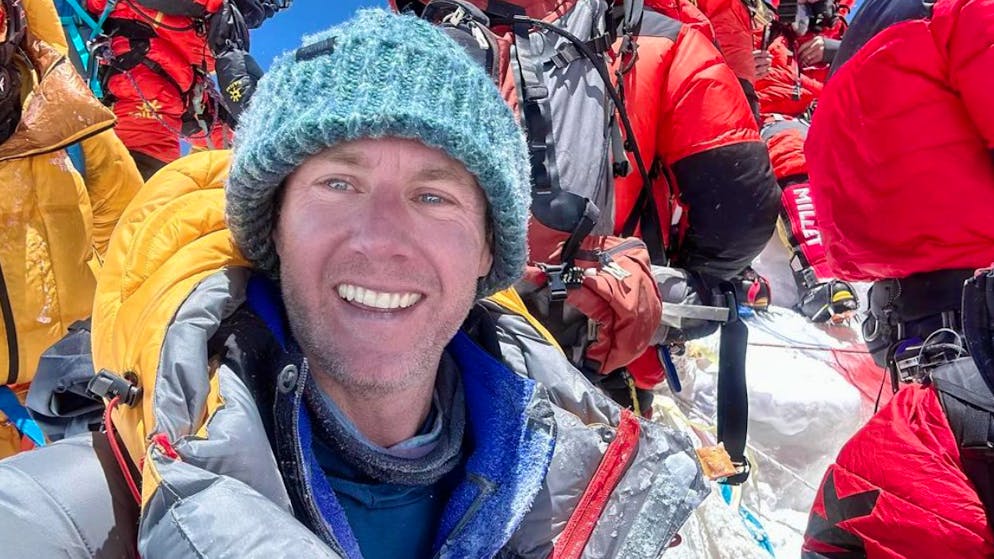 Und erklimmt höchste Gipfel auf allen Kontinenten. Mann aus Irland bereist jedes Land der Welt