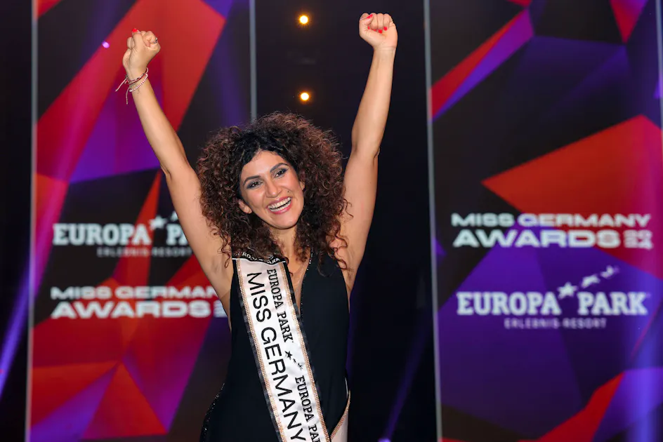 „Weder deutsch noch schön!“: Die 39-jährige Iranerin Miss Germany strahlt Leidenschaft aus „Weder deutsch noch schön!“: Die 39-jährige Iranerin Miss Germany strahlt Leidenschaft aus