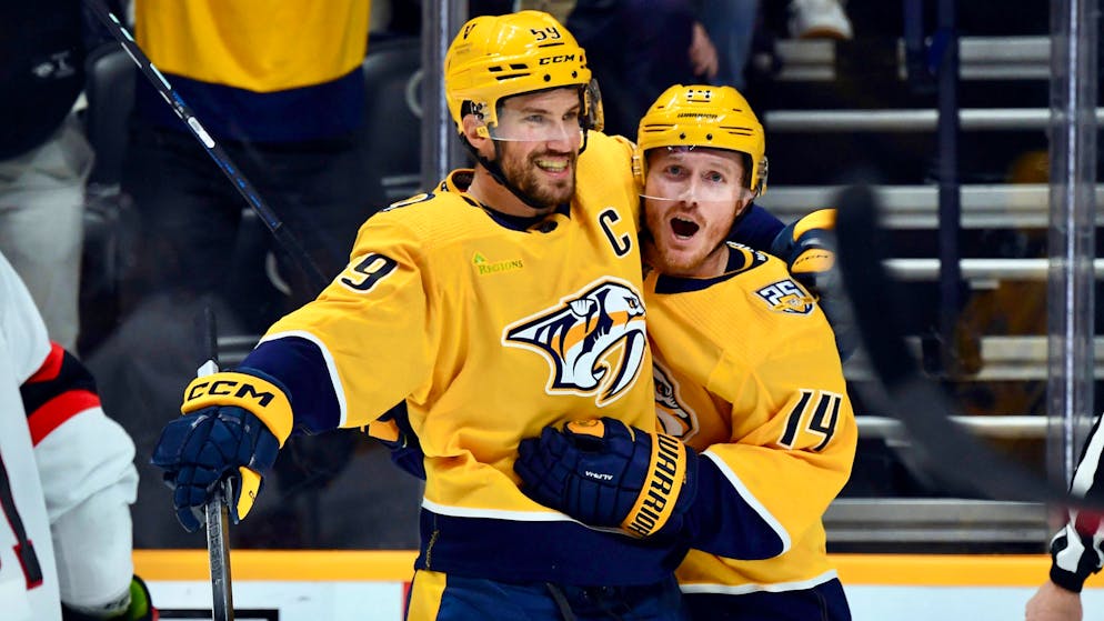 NHL. Nico Hischier et Roman Josi à la fête