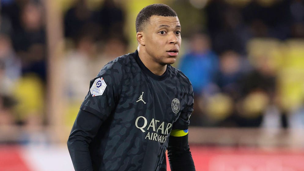 Monaco - PSG. Kylian Mbappé remplacé à la mi-temps, la polémique enfle